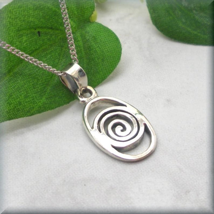 925 sterling silver Celtic spiral knot necklace