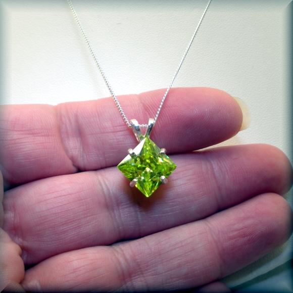 Square-Peridot-Green-Cubic-Zirconia-Necklace-Bonny-Jewelry