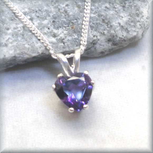 
                  
                    Amethyst necklace in sterling silver
                  
                