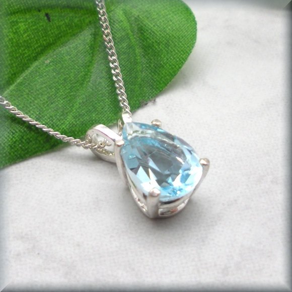pear cut sky blue topaz necklace by Bonny Jewelry