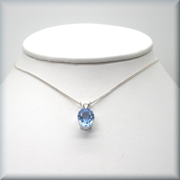 oval faceted aquamarine pendant on sterling silver chain by Bonny Jewelry